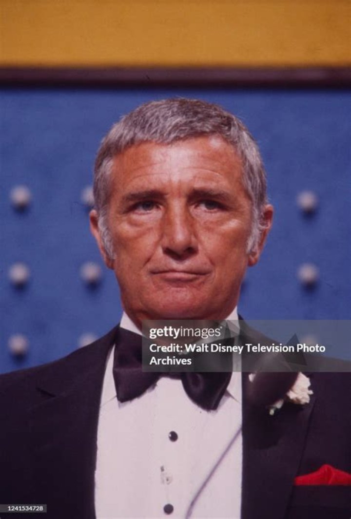 Richard Dawson on an episode of "Family Feud" on April 12, 1978. | Source: ABC Photo Archives/Disney General Entertainment Content/Getty Images